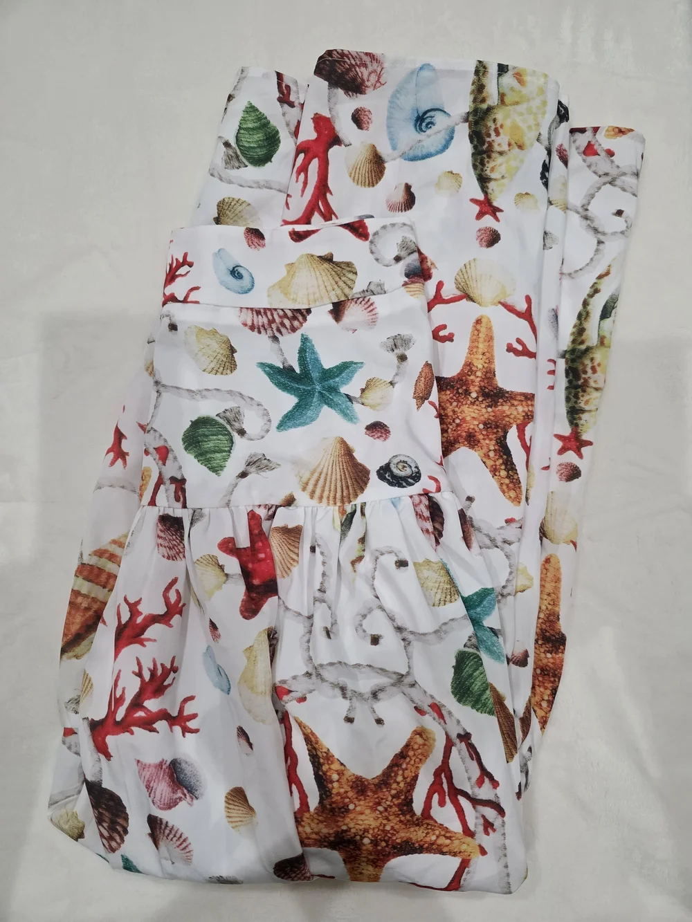 Commense White Maxi Dress with Multicolor Seashell Print